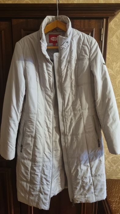 Продам куртки женские