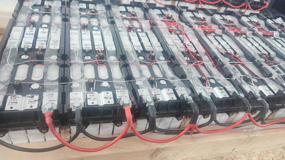 Baterie LiFePo4 24V si 48V,  bms Jk cu egalizare 6.15 kwh