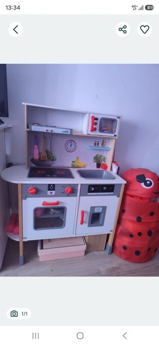 Bucatarie( COPII ) Preț 100 lei Fix