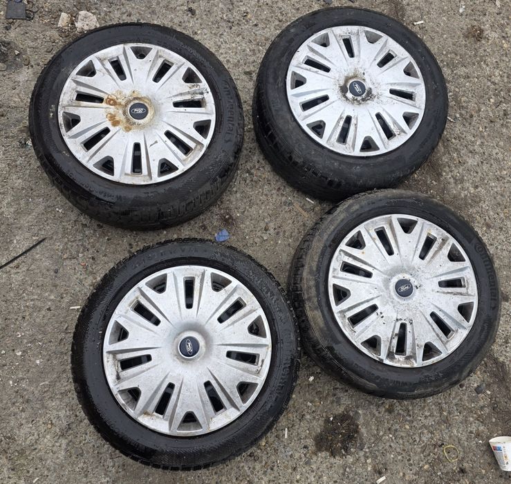 Cauciucuri iarna 235/55/17 Ford