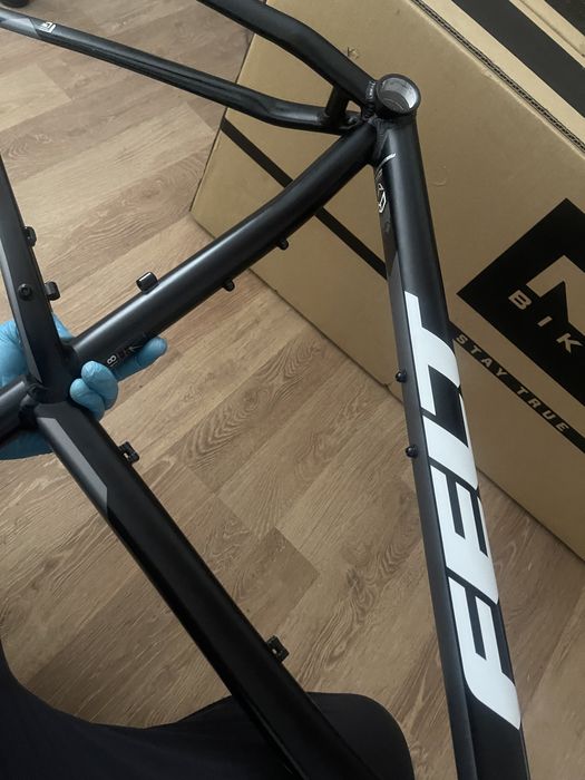 Cadru bicicleta Felt 29”