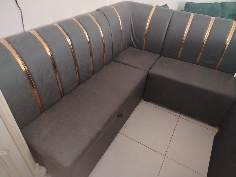 Угалок сатылады размер 2 ге 1. 60 столы бар