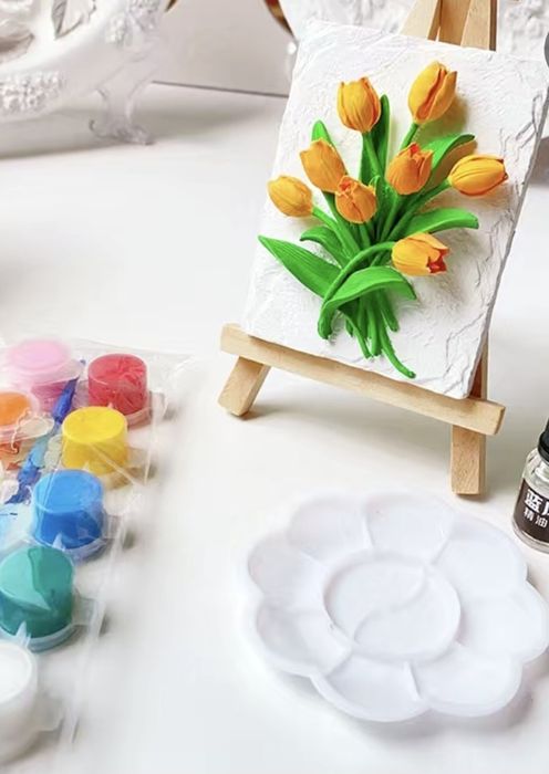 Продам маленькие приятности девочкам на 8 марта