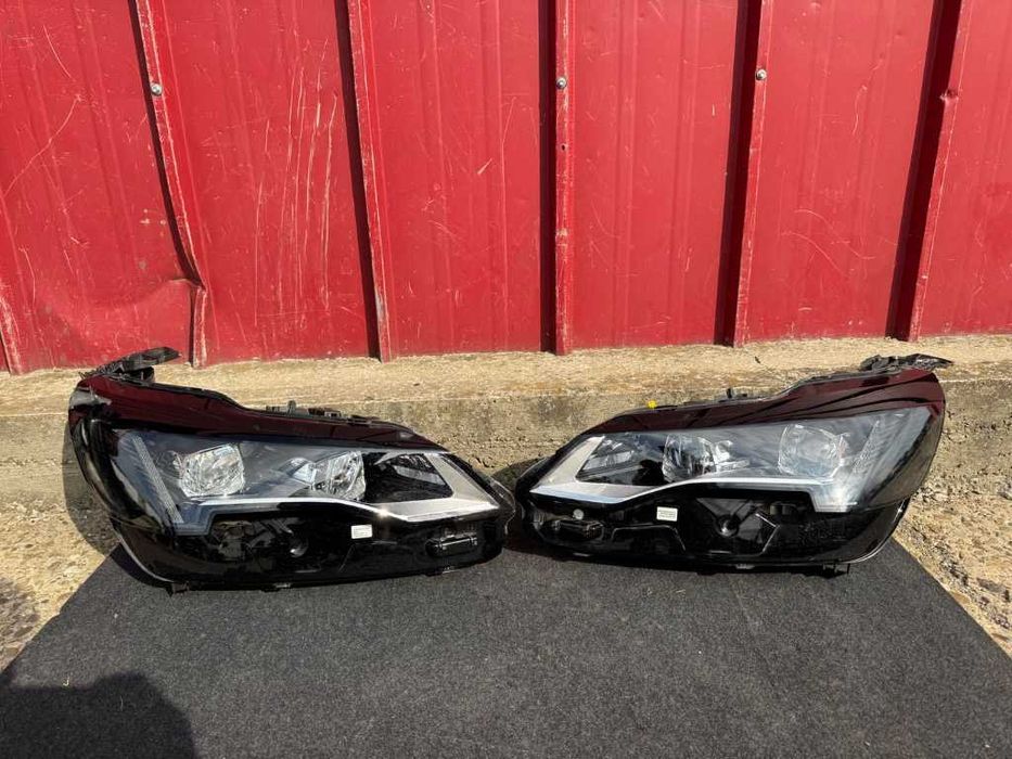 Far stanga dreapta Peugeot 3008 / 5008 facelift