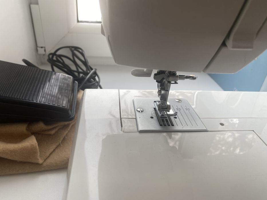 Швейная машинка сост отл