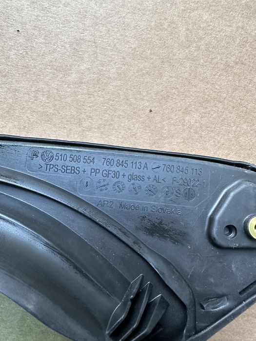 Geam mic usa stanga sofer vw touareg cr7 3 III 2018-2022