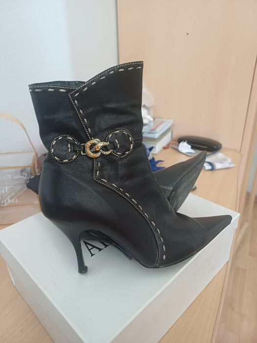 Полусапожки кожанные на каблучке