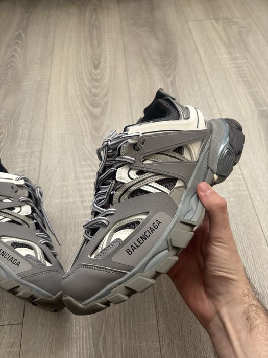 Balenciaga Track