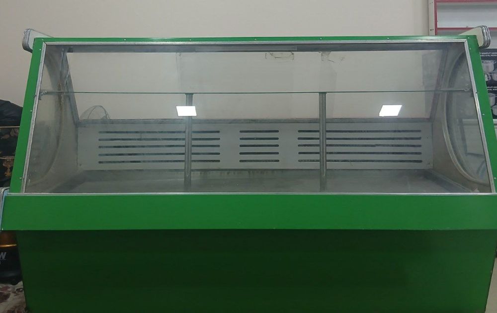 Ветрина холодилник