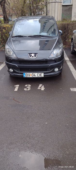 Vând Peugeot 1007