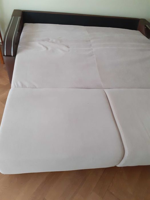 Canapea extensibila 3locuri