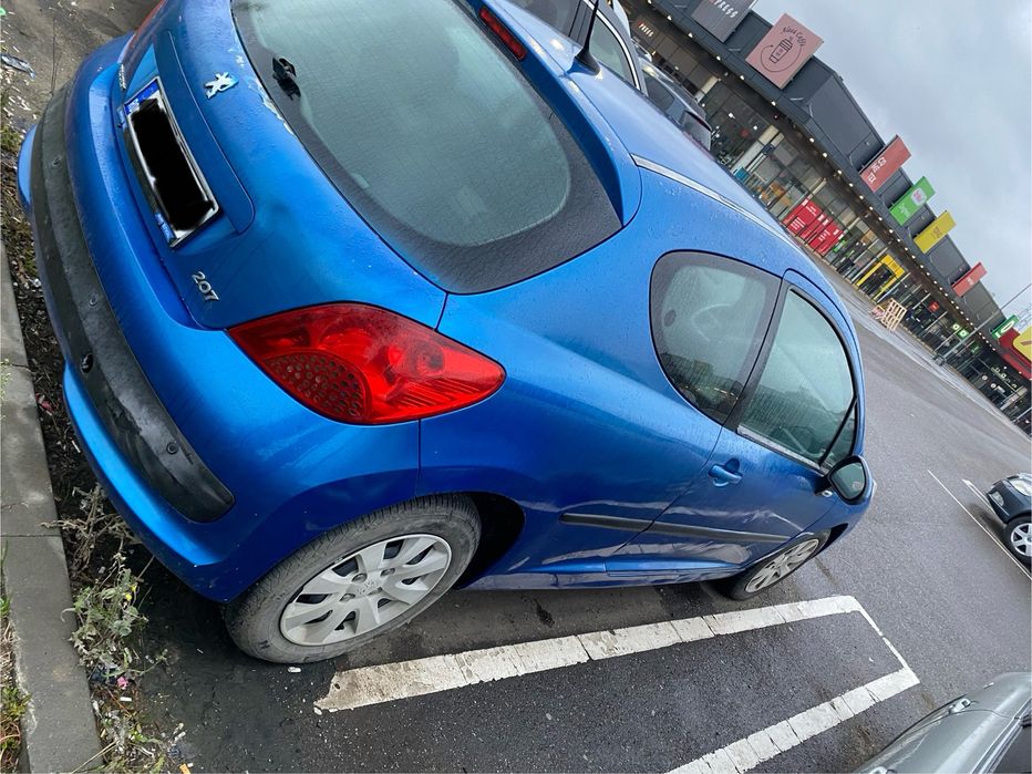 Peugeot 207 benzina