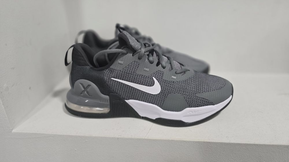Nike Air Max маратонки нови