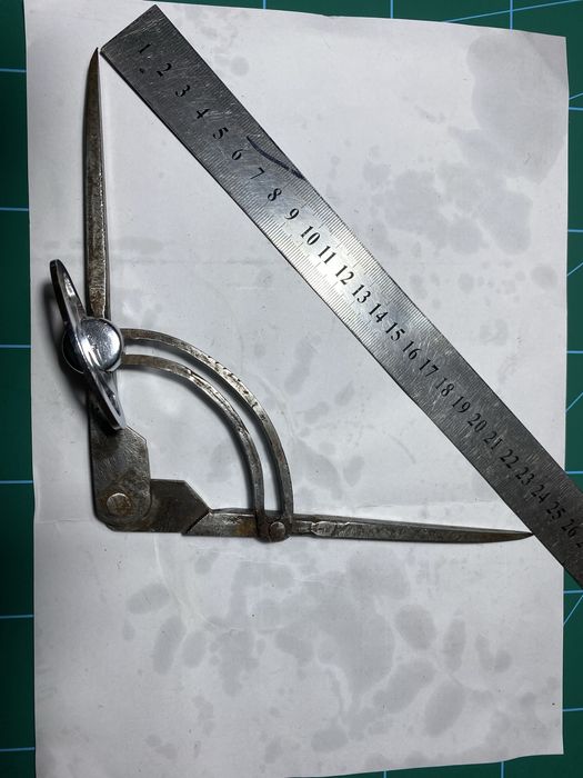 Продается циркуль разметочный по металу и по кожи