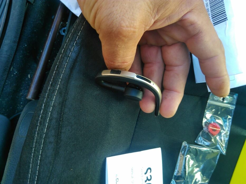 Блутут слушалка glaxnet s30