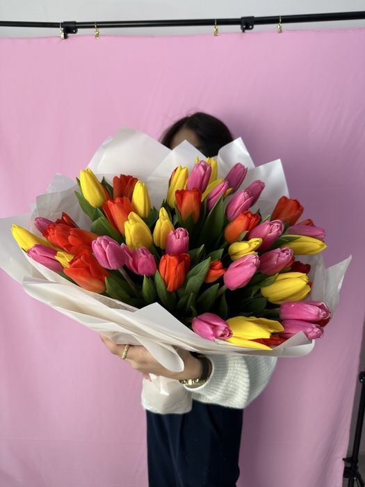 Тюльпаны оптом на 8 марта