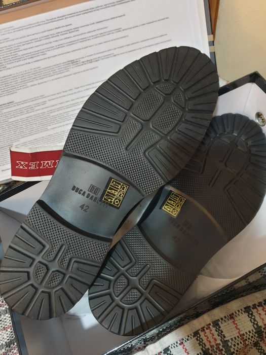 Продам мужские туфли