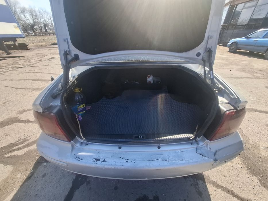 Продам Хюнда соната ef 4 2.0