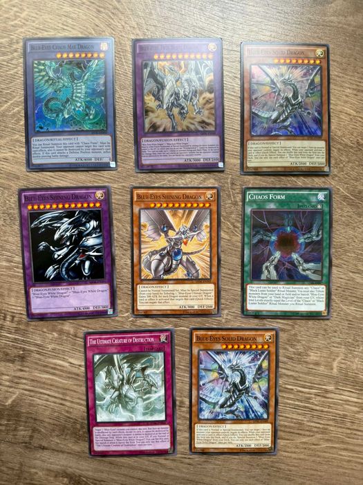 Yu-Gi-Oh! Карти Blue-Eyes White Dragon Deck – колекционерски комплект