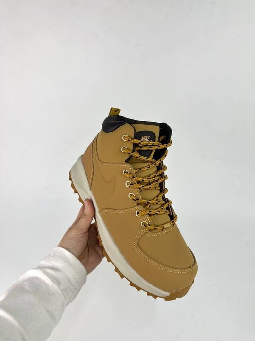 Продаются  ботинки найк Nike