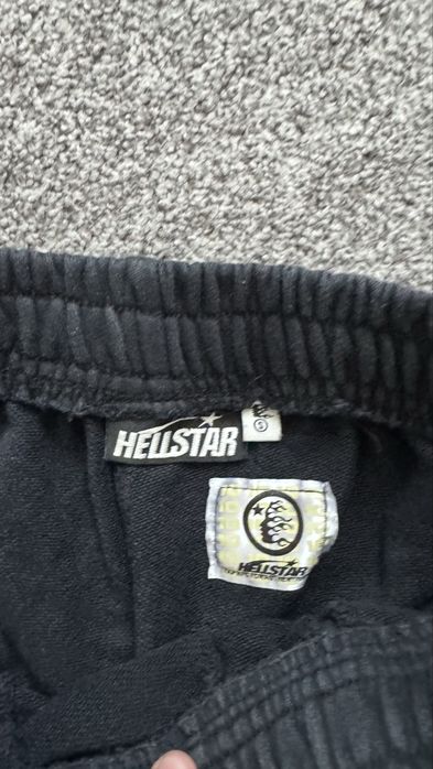 Pantaloni scurti hellstar