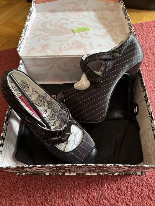 Обувки Bordello 36р-р, бижу на висок ток