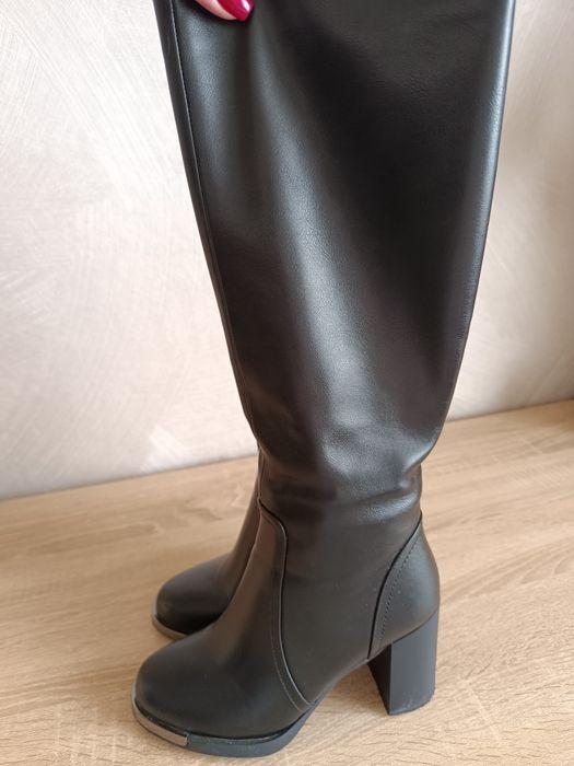 Продам сапоги осенние