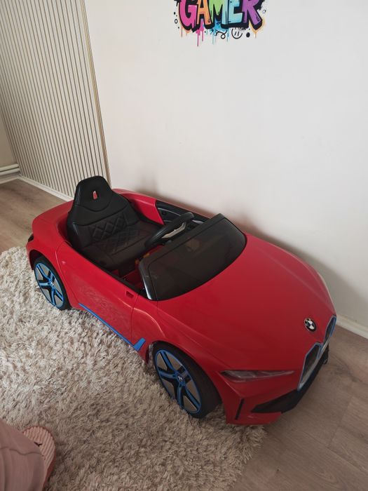 Mașinuță electrica BMW