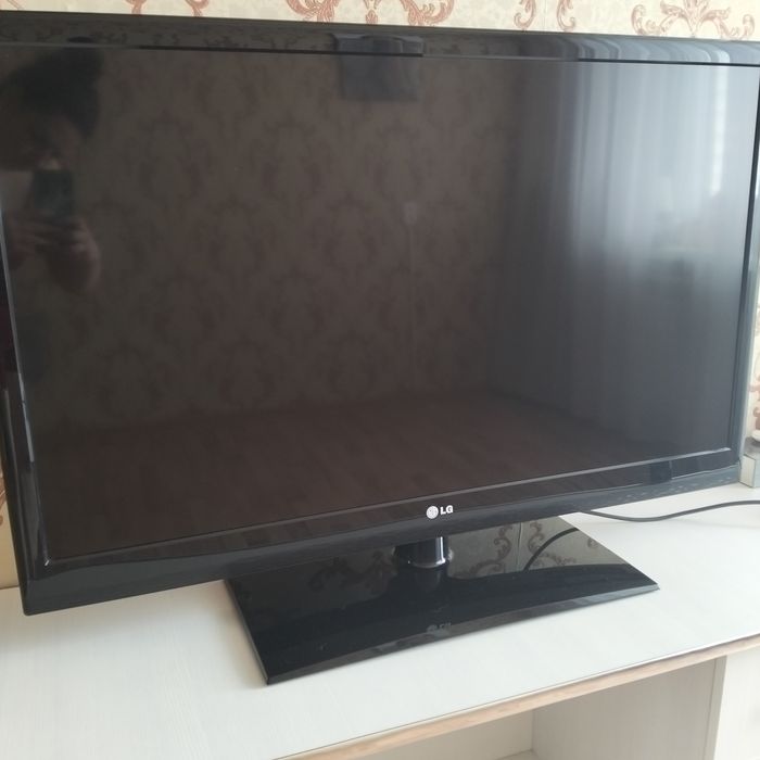 Продам телевизор