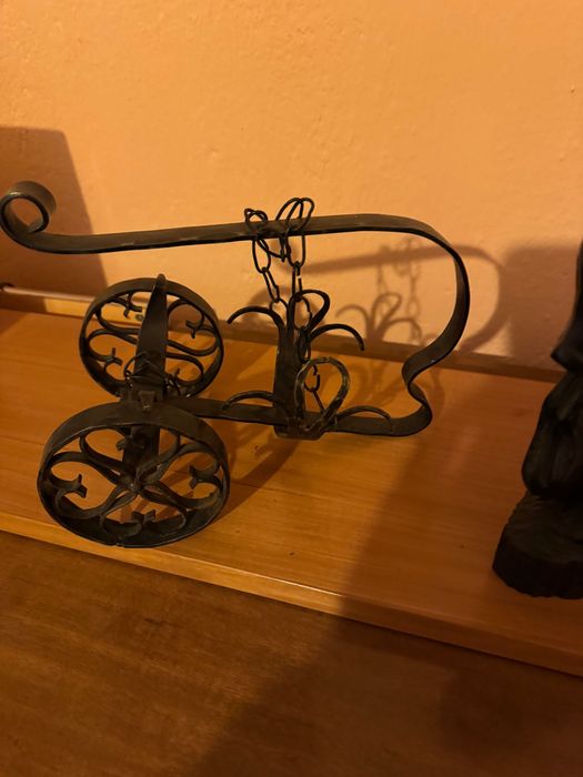 Статуетки стари метал