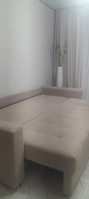 Диван./Палас./Вешалка