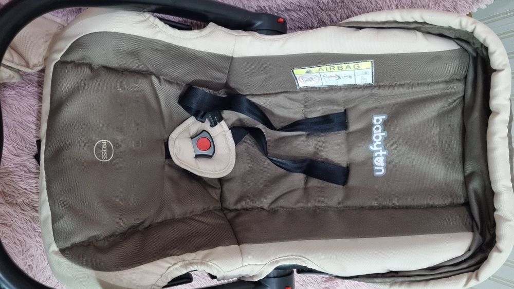 Автолюлька 0+ в идеальном состоянии