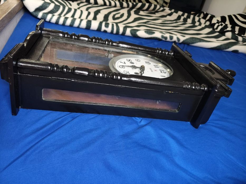Ceas antic cu pendul