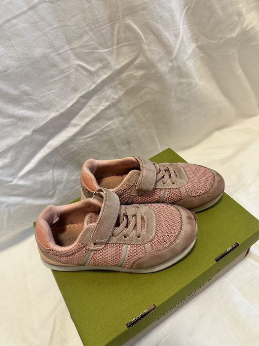 Кроссовки для девочки, размер 31