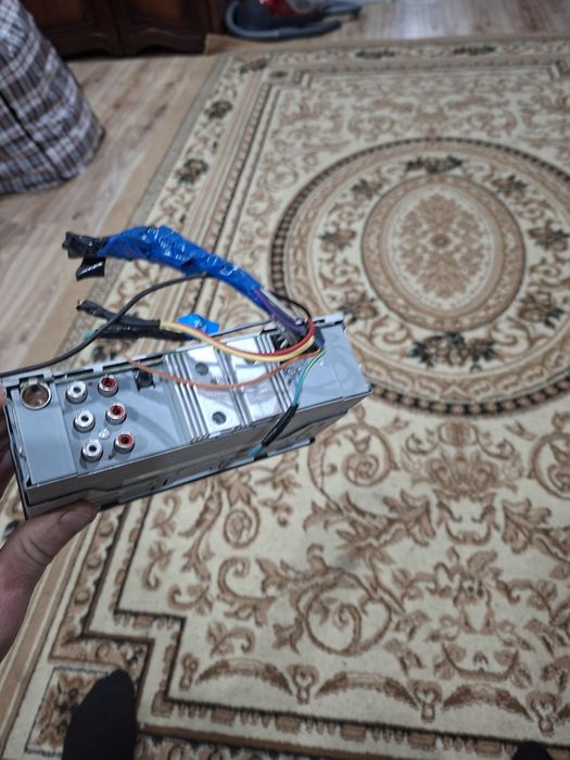 Авто магнитола  процесорный