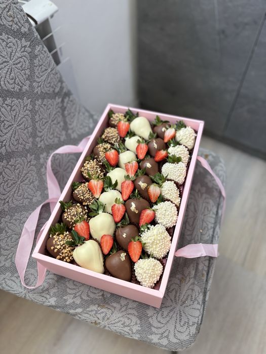 Коробка для клубника в шоколад