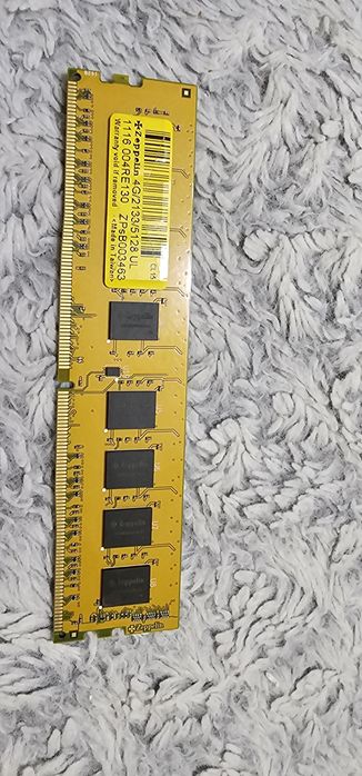 Memorie deșktop(DIMM)- 4gb DDR4