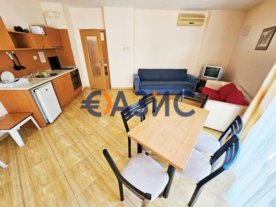 Продава се Тристаен апартамент в к.к. Слънчев бряг - 110 кв.м за 991 €/кв.м - Снимка #1