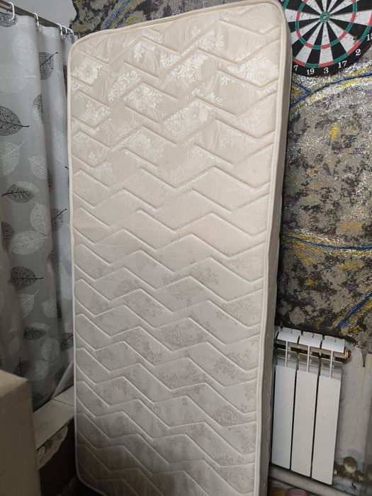 Продам матрас 1.5