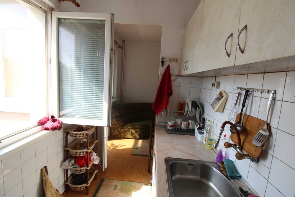 Продава се Тристаен апартамент в Пловдив, Изгрев - 92 кв.м за 870 €/кв.м - Снимка #16