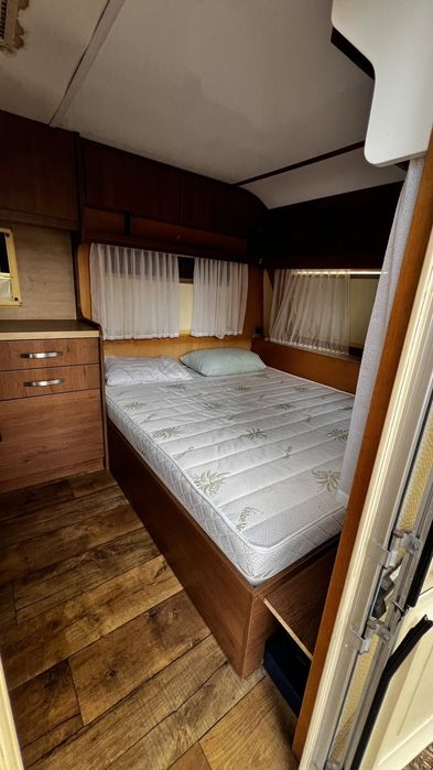 Продавам Каравана фенд