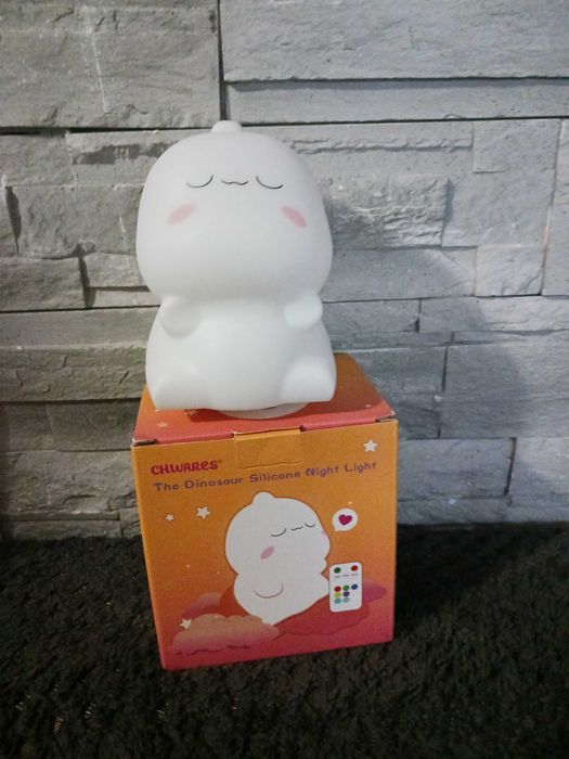 Детска силиконова нощна лампа -светва чрез дакосване!