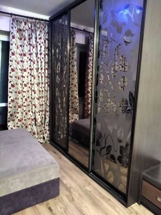 Дава се под наем Двустаен апартамент в София, Център - 55 кв.м за 382.5 € - Снимка #3