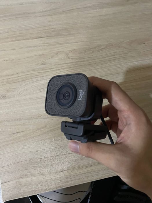 logitech streamcam 1080 веб камера