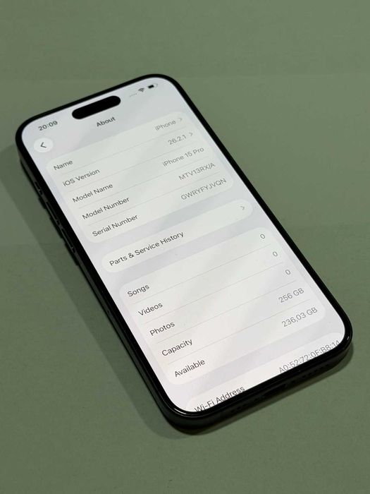 Мобилен телефон iPhone 15 Pro 256GB Natural Titanium