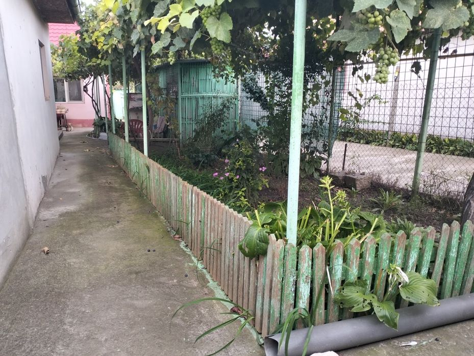 Vand casa batraneasca