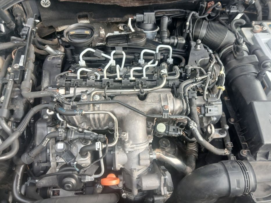 Dezmembez Passat B6 2.0 TDI 2009