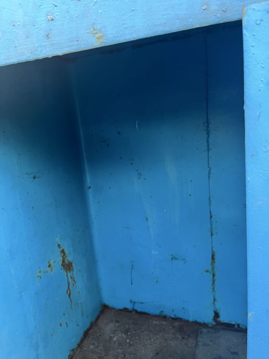 Продам сейф б/у