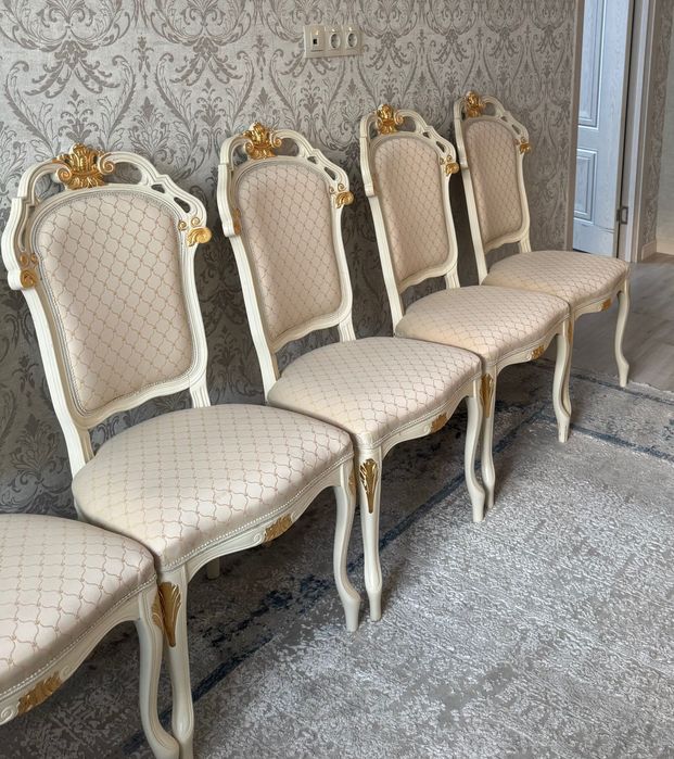 Стулья Италия 8 шт