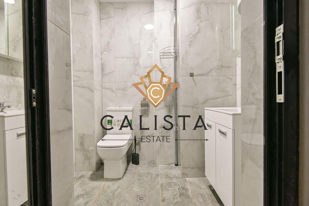 Дава се под наем Тристаен апартамент в София, Център - 120 кв.м за 896.58 € - Снимка #9